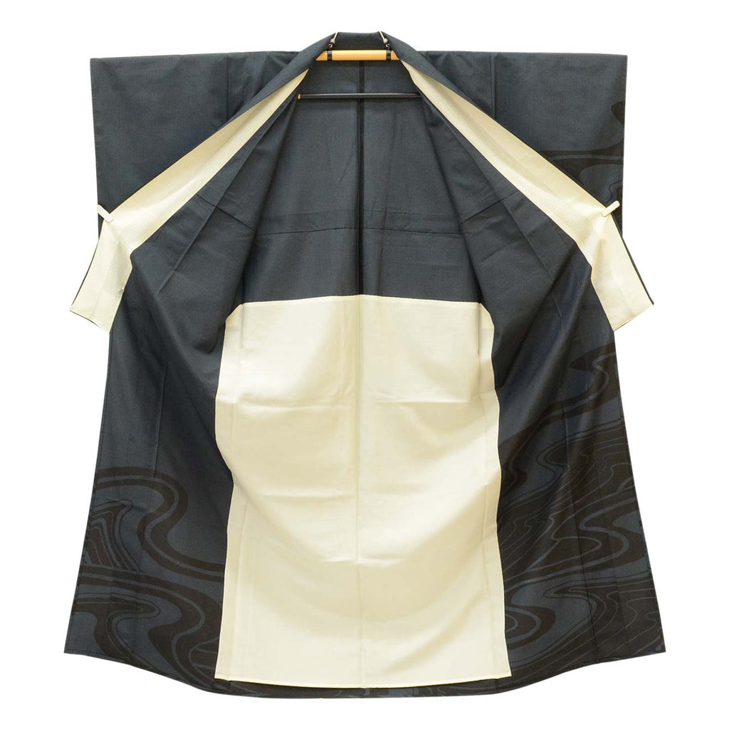 Vintage Japanese Kimono | Oshima Tsumugi | Navy Silk | Stream Houmongi-style | Unlined | Dry-cleaned | Size M-L | Sustainable | uuc1725a20