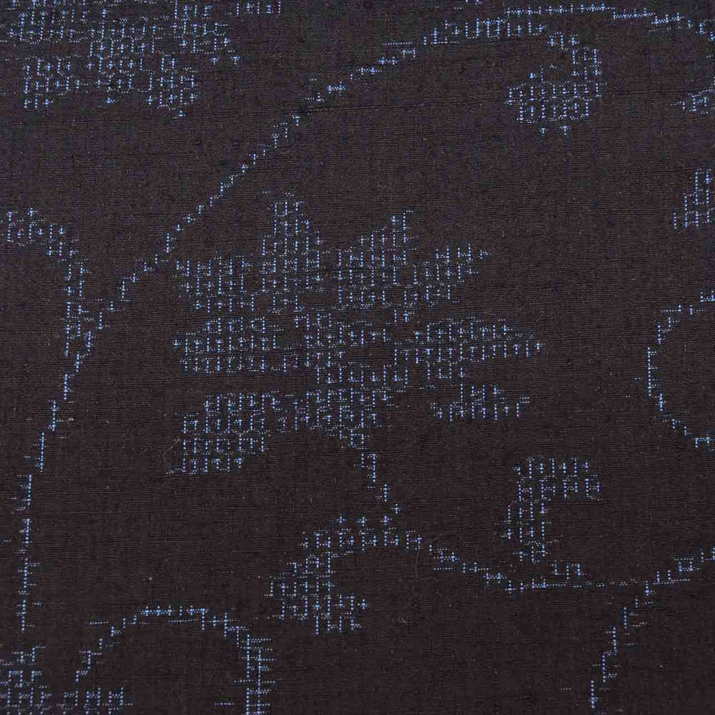 Vintage Japanese Kimono | Yuki Tsumugi | Navy Silk | Floral Arabesque | UNESCO Heritage | Dry-cleaned | Size M-L | Sustainable | uuc2429a20
