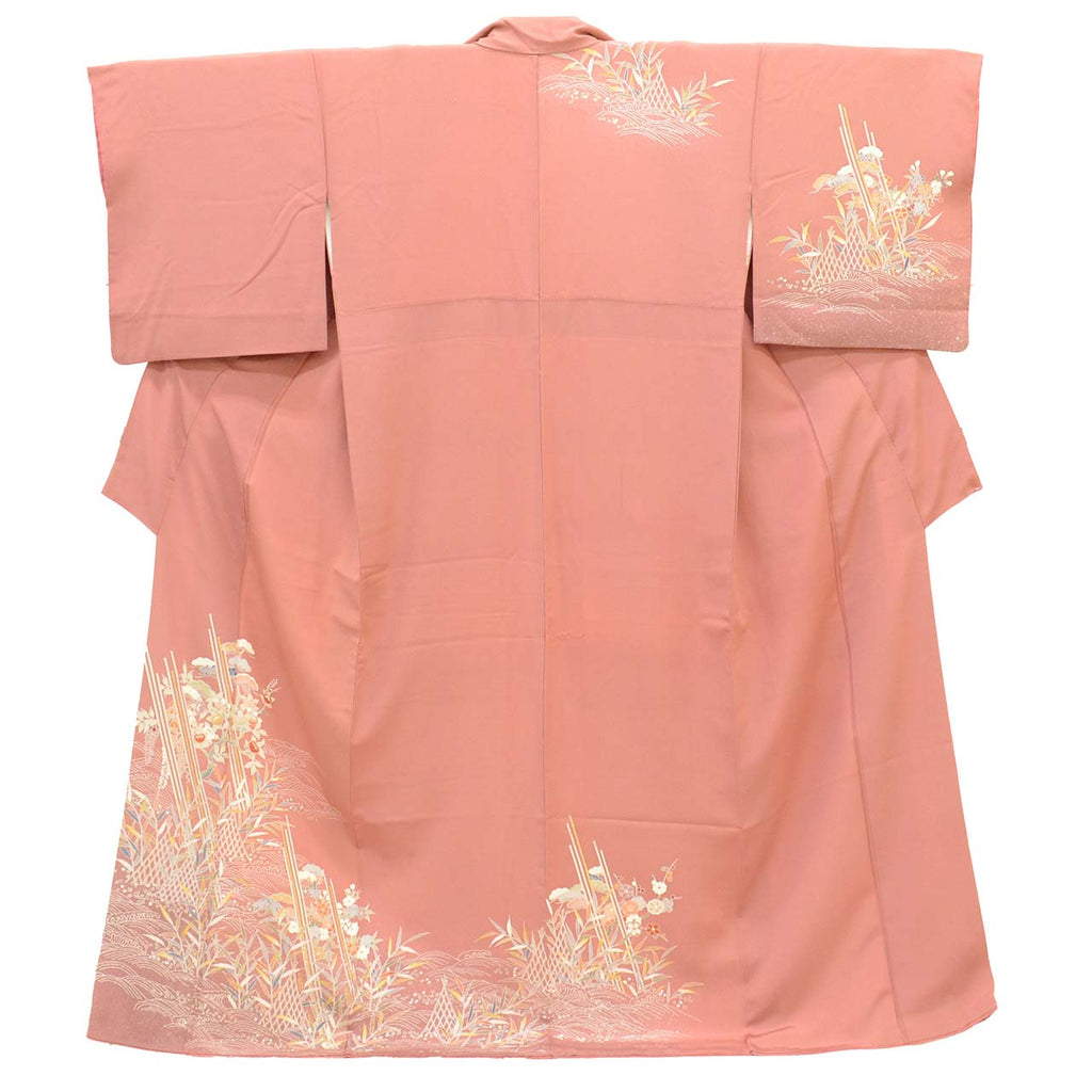 [Used] Recycled Kimono, Visiting Kimono, Pure Silk, Size L (Slightly Plus Size L), Good Condition, Length 161.8cm (63.7in), Sleeve Length 67.0cm (26.4in), Lined, Ready-made, Gold Embroidery, Purple, Mandarin Orange, Pine, Waves, SILK, Reuse vv0002 