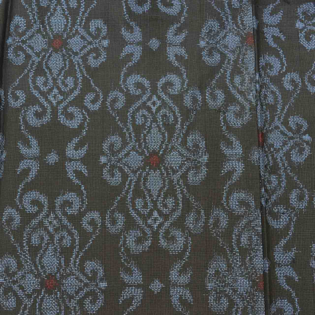 Vintage Japanese Kimono | Oshima Tsumugi | Navy Silk | Floral Pattern | Ichimotozuke 7-thread | Unused | Size M | Sustainable | vv0022