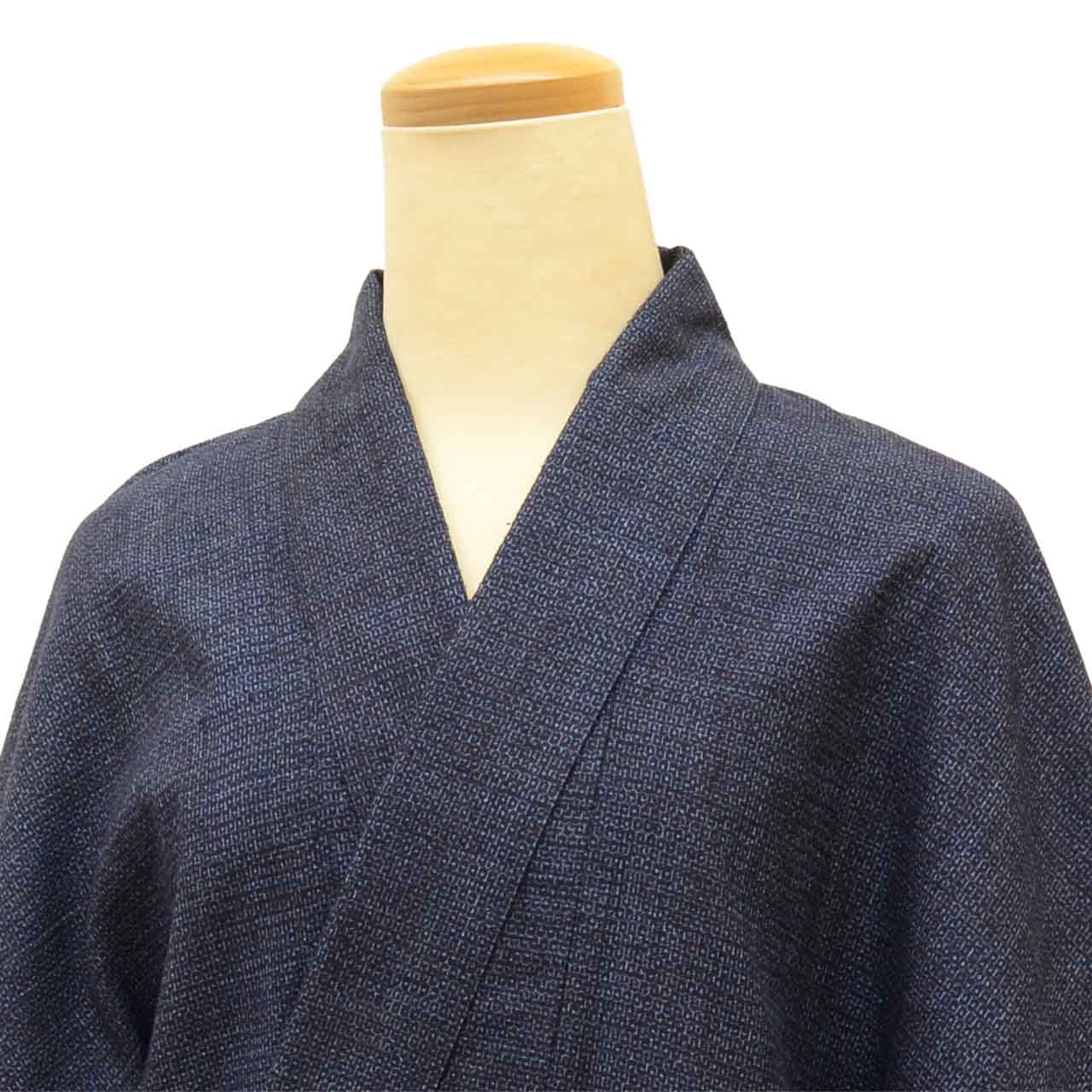 Vintage Japanese Kimono | Men's Yuki Tsumugi | Navy Silk | Tortoiseshell Kasuri | UNESCO Heritage | Men's Size M | Sustainable | vv0026