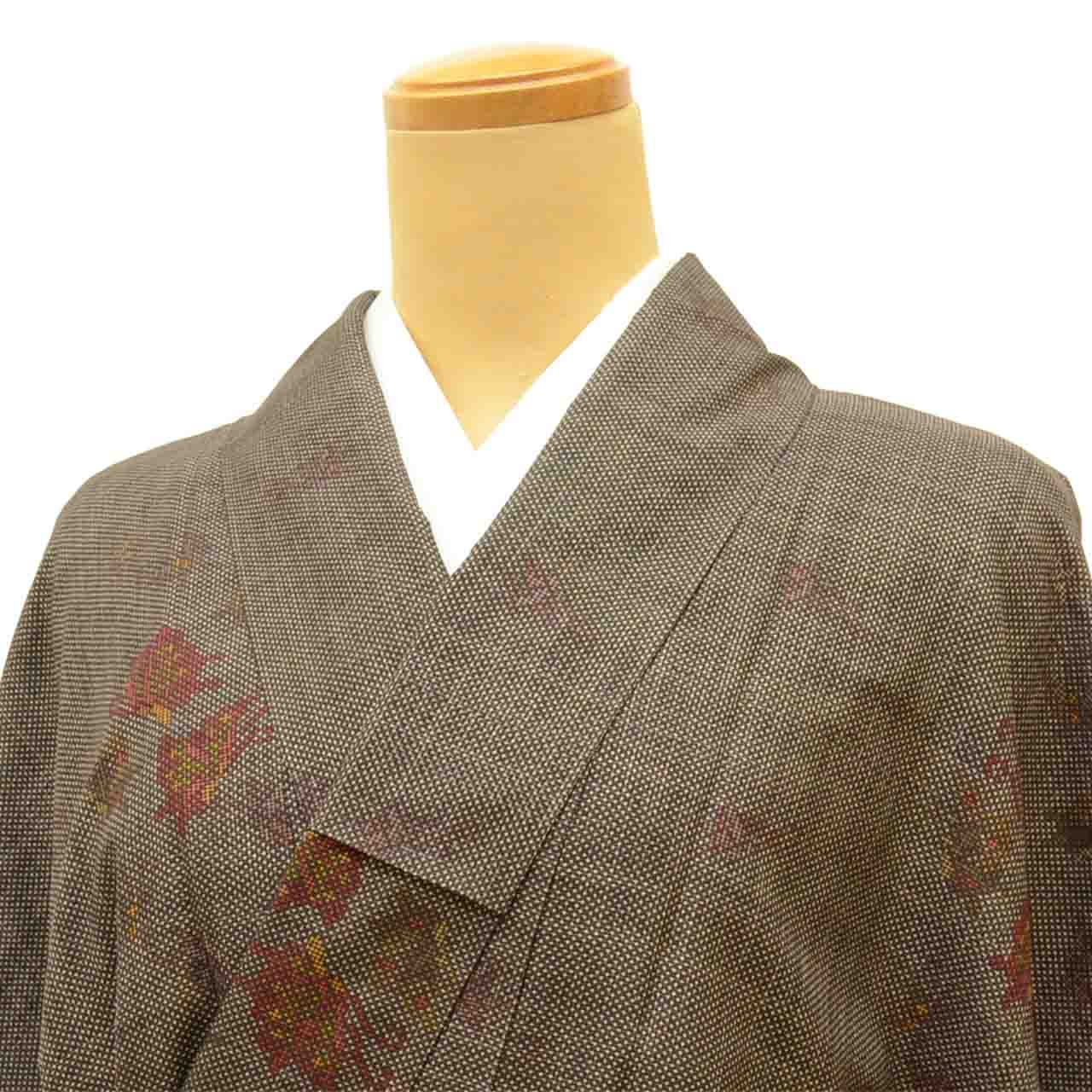 Vintage Japanese Kimono | Oshima Tsumugi | Brown Silk | Butterfly Pattern | Ichimotozuke 7-thread | Size M | Sustainable | vv0029
